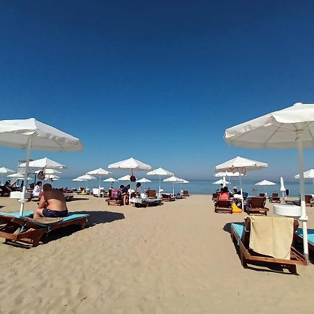 Seaview Haven - Golem, Albania Apartment Голем Екстериор снимка